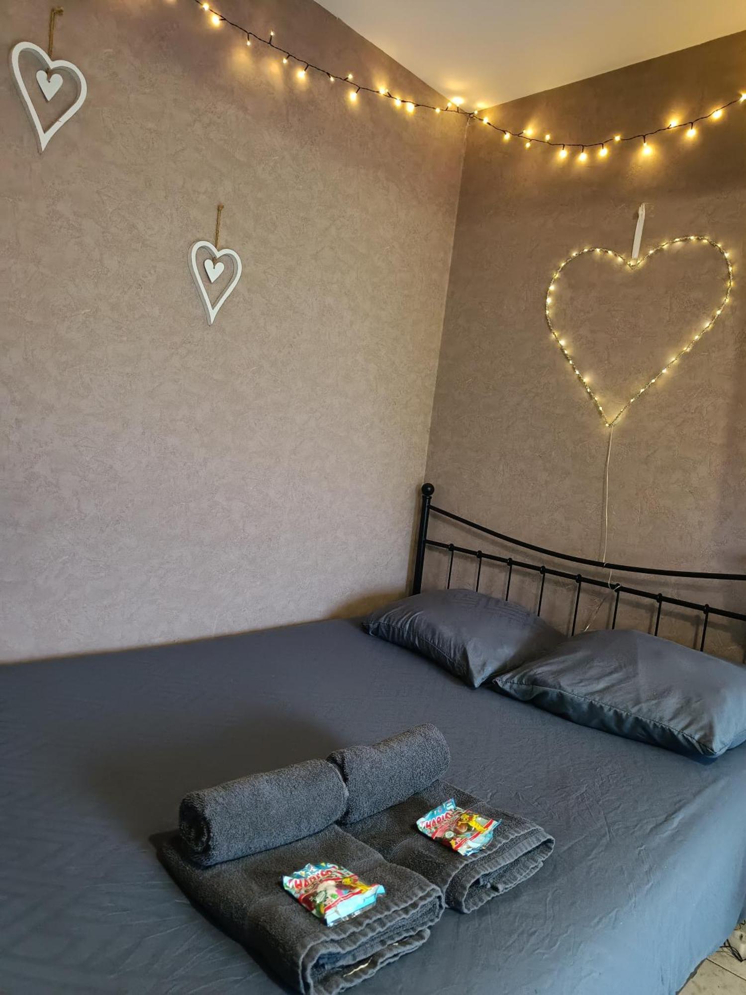 Couturier Lovely Appartement Proche Centre Ville Reims Eksteriør bilde